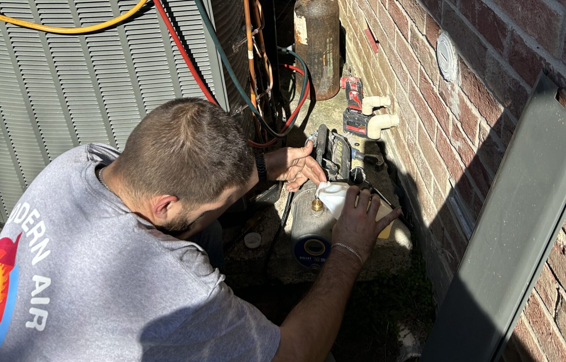 Is it Better to Repair or Replace an AC Unit? Exploring Your Options
